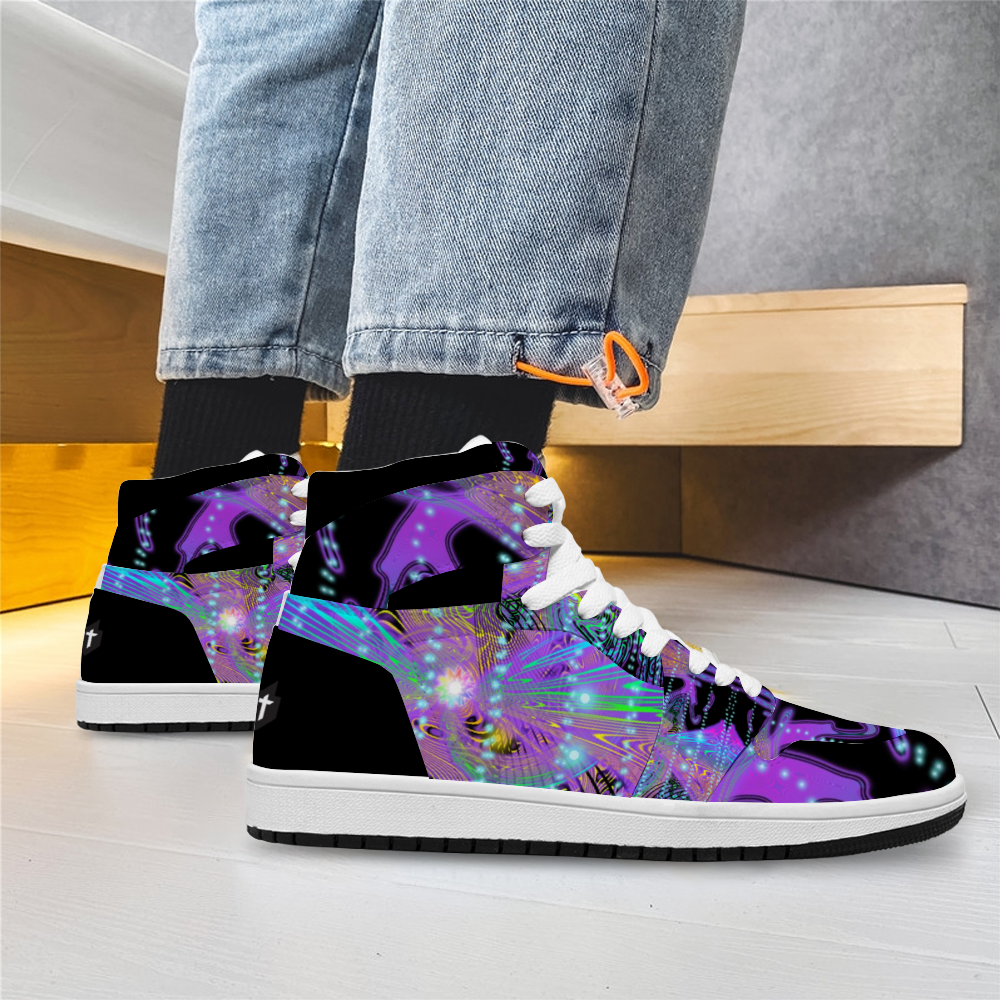 purple and black tennis shoe